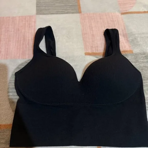 Black push-up cup top