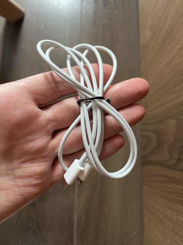 Кабель Apple USB-C - Lightning 1 метр