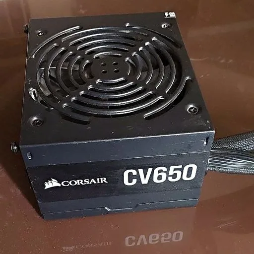Блок питания Corsair CV650