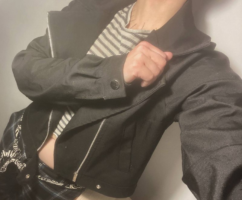 Туфли BERSHKA, Красный корсет, Кофта, Топ, Куртка 7