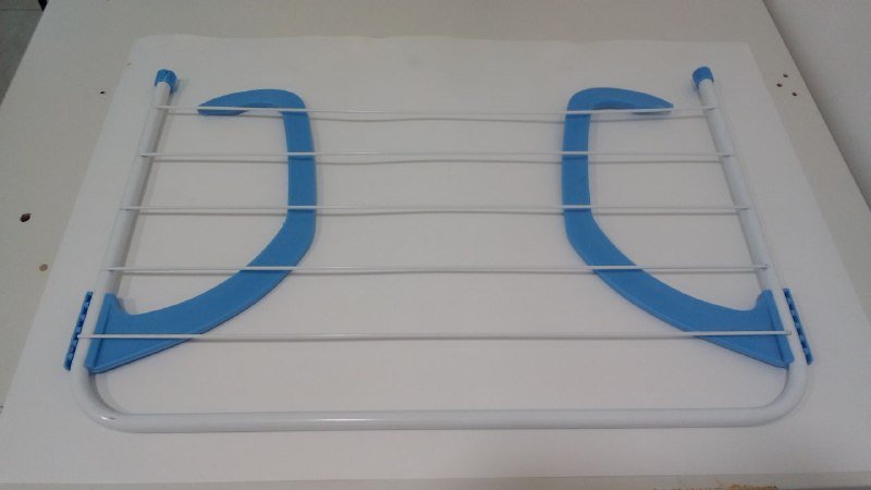 Подсвечник и аромалампа, джинсы, рубашки, сушилка 10