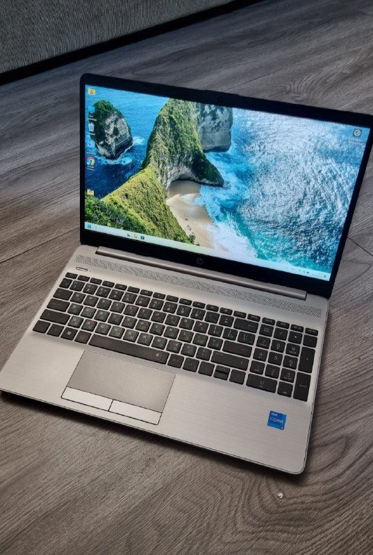 ноутбук HP 250 G8 на i5