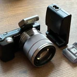 Sony NEX-5 камера, объектив 18-55mm, вспышка 1