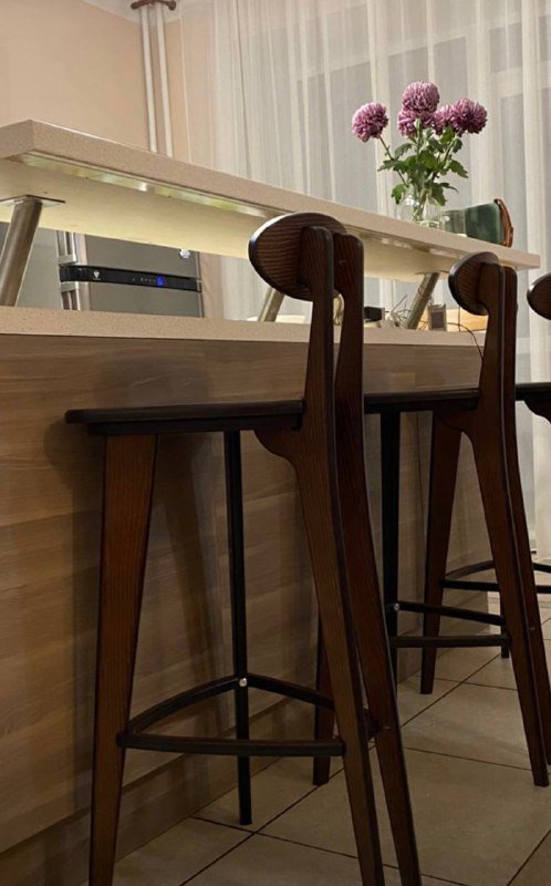 2 барных стула из дерева