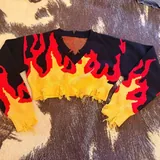 Knitted cropped sweater with flame pattern 1