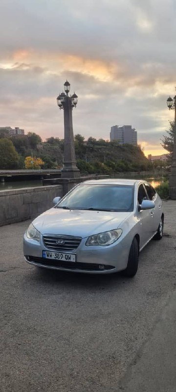 Hyundai Elantra 2008 2 литра