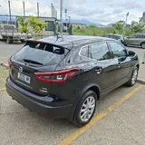 Nissan Rogue Sport 4