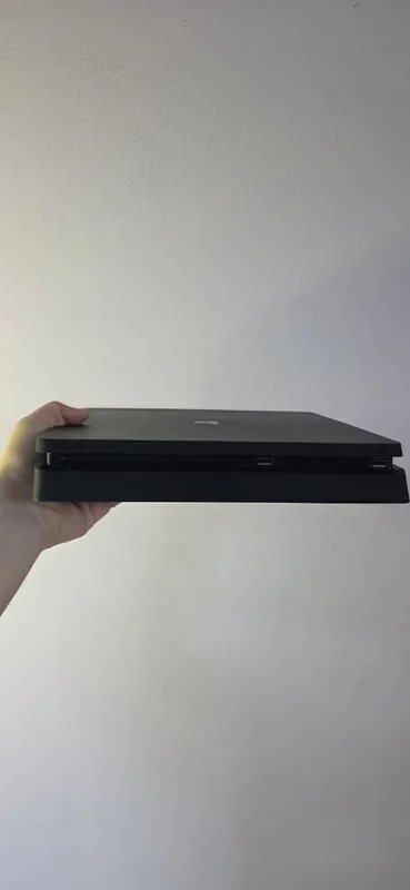 PS4 Slim 1 ТБ, джойстик, Sonic Mania, Sonic Forces 1