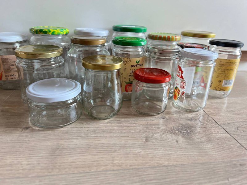 Баночки с железной крышкой разных размеров