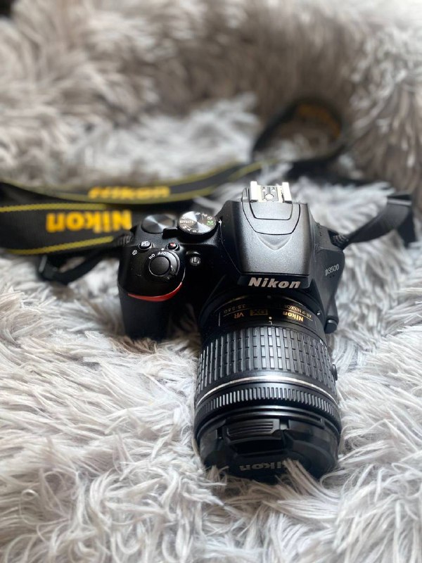Nikon D3500 фотоаппарат, сумка