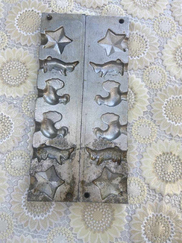 Вафельница и формы для выпечки 3