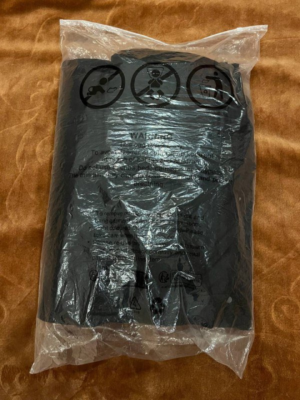 Куртка новая размер S, подходит на M 3