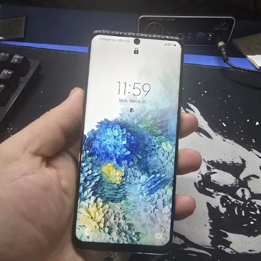 Samsung S20, Google Pixel 6 Pro, iPhone 12 Pro