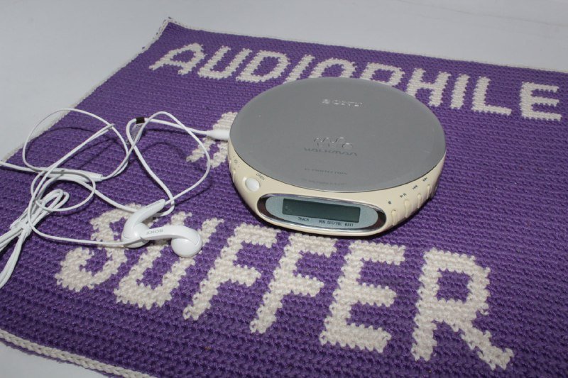 CD плеер Sony D-EJ361