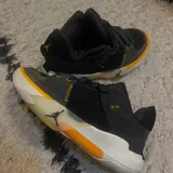 Кроссовки Jordan 1