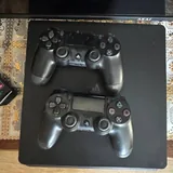 PlayStation 4 Slim, 4 игры, 2 джойстика 1