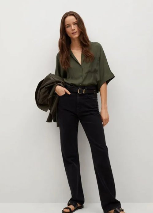 черно-белый сарафан Sister, маленькое черное платье, оливково-зеленая блузка Mango, черная блузка с V-вырезом 3