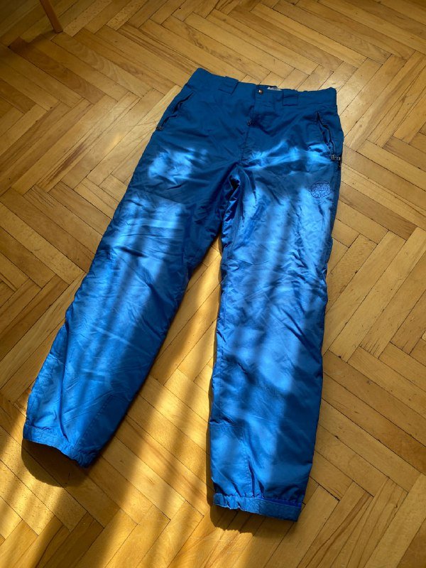 мартинсы 43, пуховик UNIQLO L, осеннее пальто, горнолыжные штаны 6