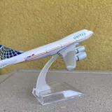 Металлические самолёты на подставке 3