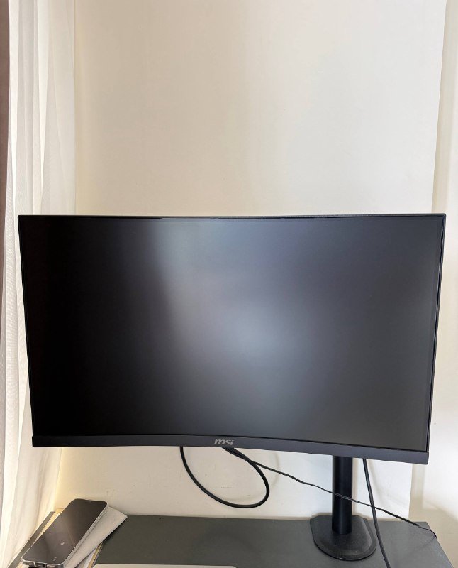Монитор MSI MAG 244C 23.6" изогнутый с кронштейном