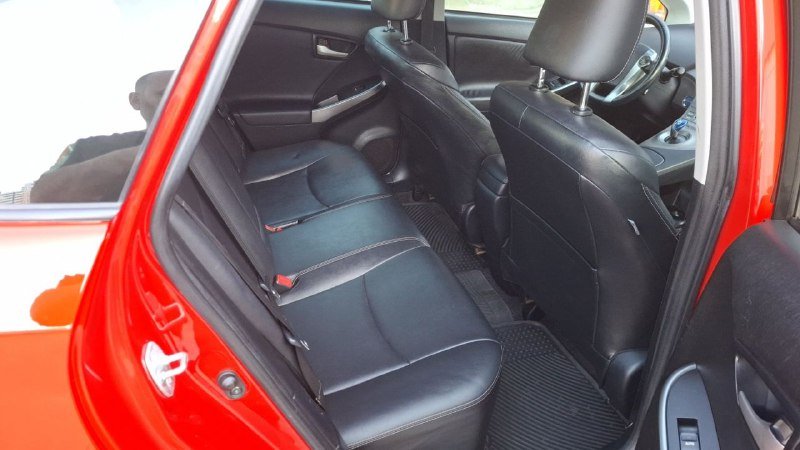 Toyota Prius 2015 хэтчбек гибридный 1.8 двигатель 4