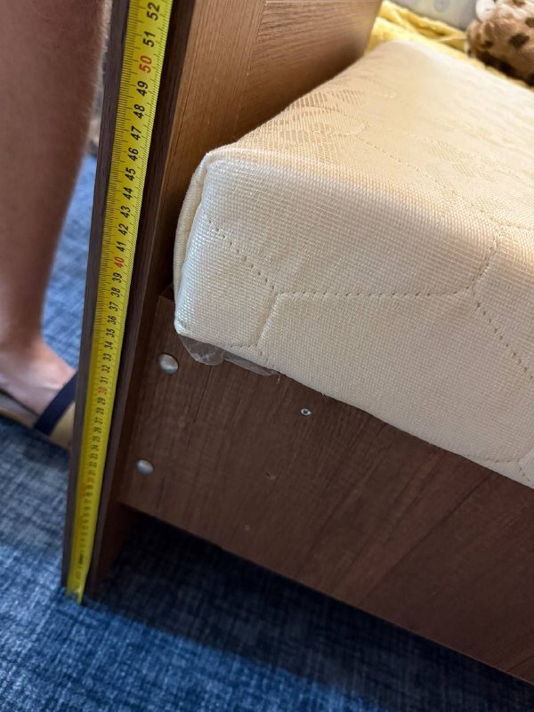 Односпальная кровать с матрасом 5