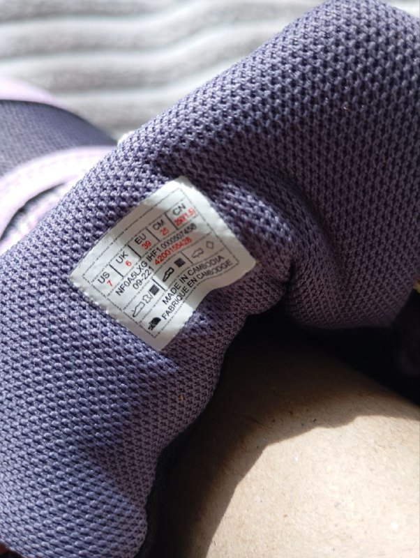 Кроссовки The North Face новые размер 39 3