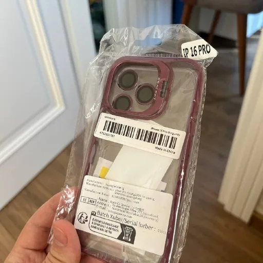 Чехол iPhone 16 Pro
