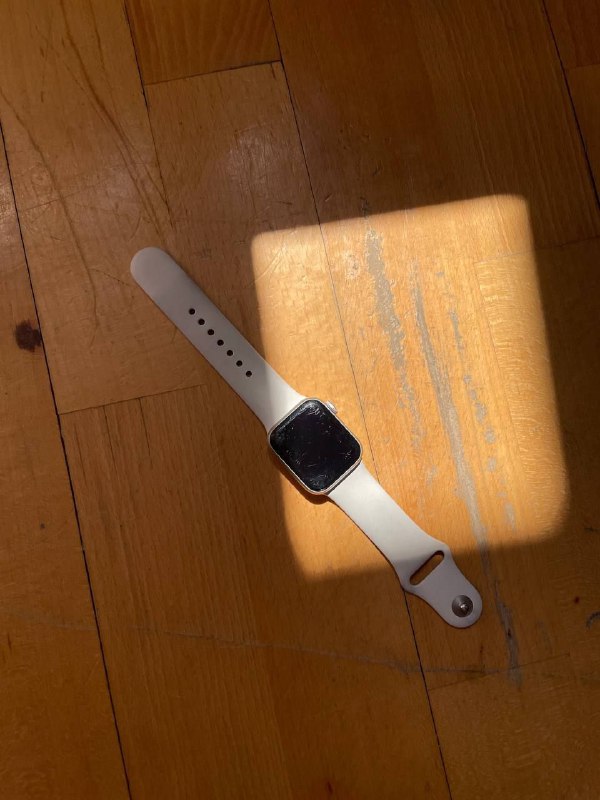 Apple Watch SE 2 (40 мм) 4