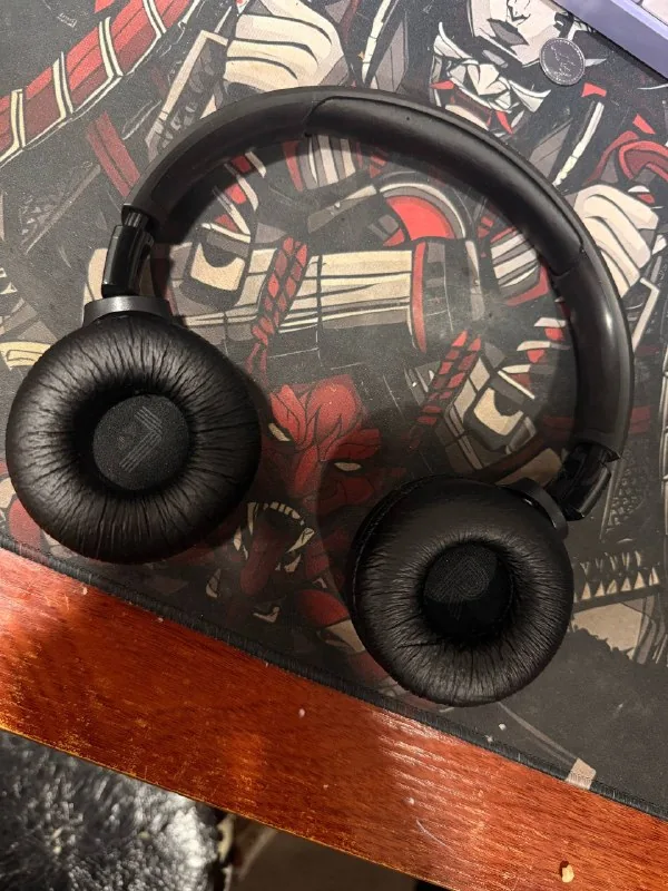 JBL Tune 520BT наушники 1
