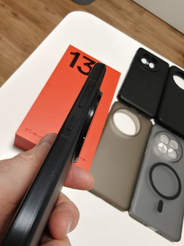 OnePlus 13 4