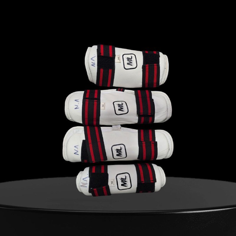 Кимоно Adidas, шлем Proml, накладки, предохраняющие трусы 4