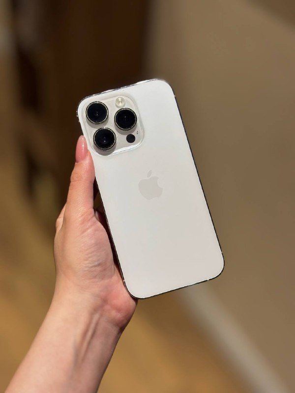 iPhone 16 128GB, iPhone 14 Pro 256GB, iPad 7 поколения 32GB 6