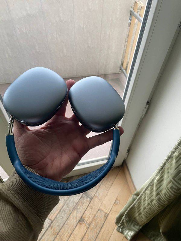 Наушники Apple Max