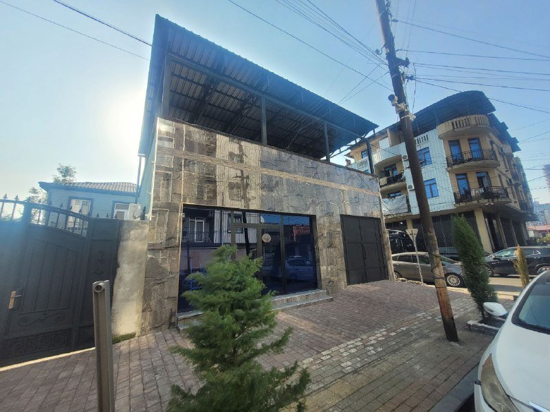 Коммерческое помещение со складом 120кв/м 2