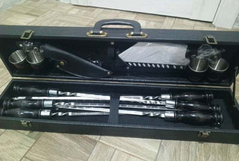 Набор с шампурами в кейсе новое 3