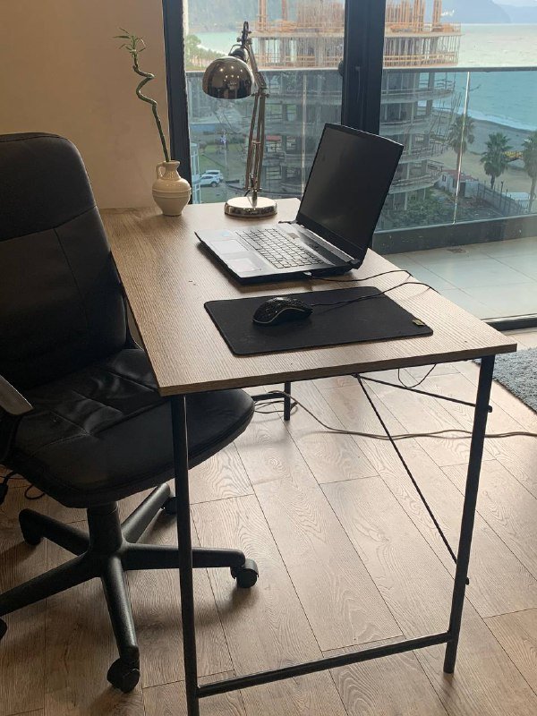 Стол для работы под компьютер