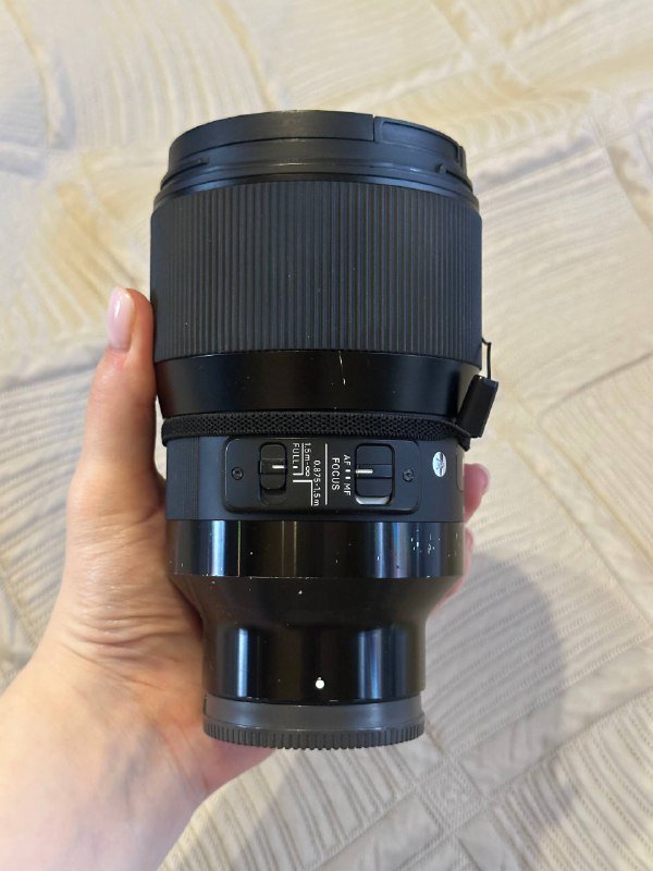 Sigma 135 mm 1.8 Sony E Mount Lens