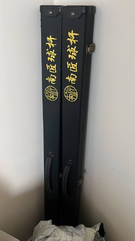 Два бильярдных кия китайского производства 5