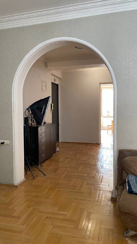 Квартира 70 квм, спальня, гостиная, кухня, 2 балкона, ванная 3