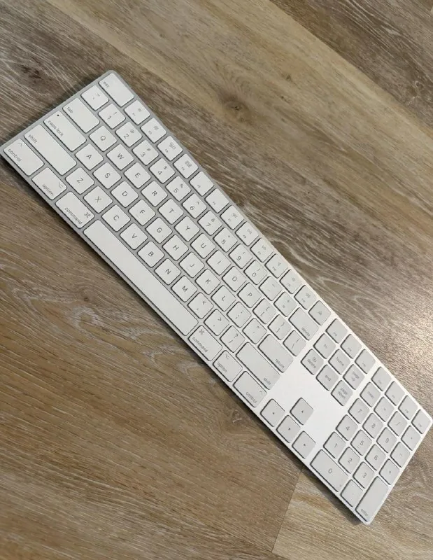 Apple Magic Wireless Bluetooth Keyboard A1843 1