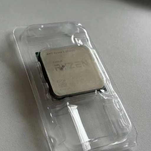 AMD Ryzen 3 4300GE процессор