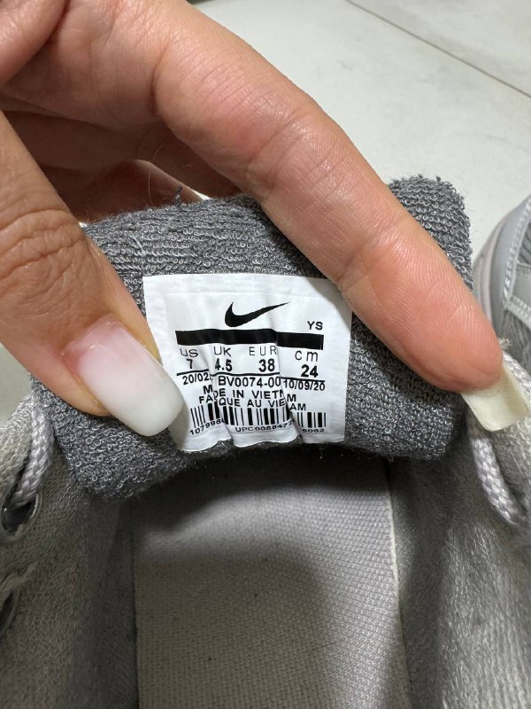 Женские кроссовки Nike размер 38 3