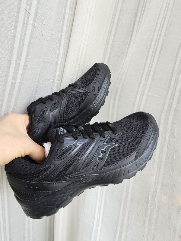 Мужские кроссовки Saucony и Lee Cooper