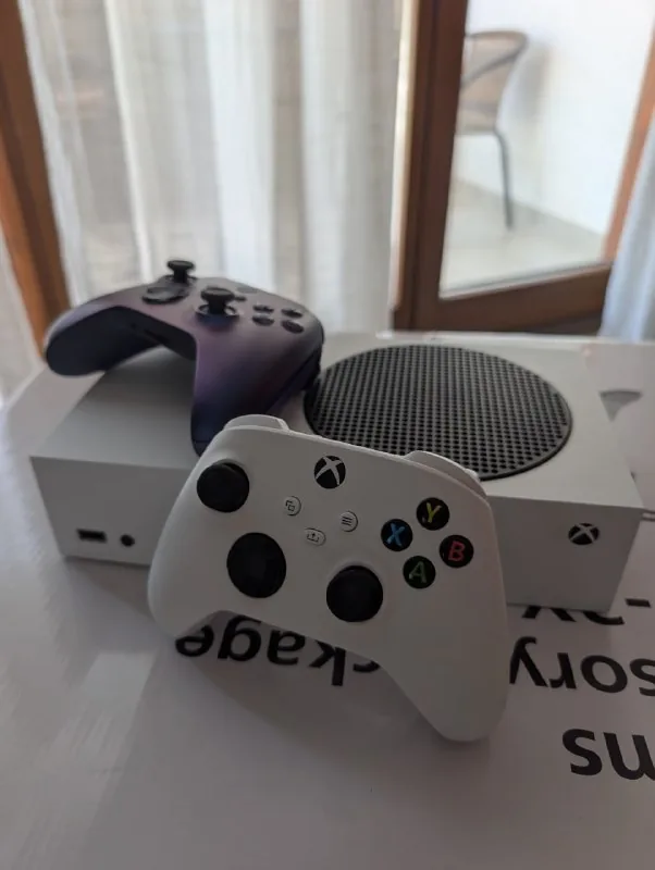 Xbox Series S 512Gb, второй геймпад 1