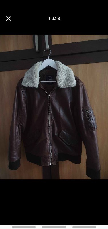 Бомбер Diesel, куртка кожаная Diesel, куртка Barney's originals, пальто Project Foce, куртка Chevirex, футболка Diesel, кеды Converse и Diesel 6