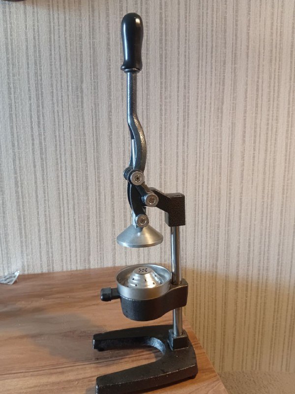 Ручная соковыжималка для гранатов и цитрусовых 2