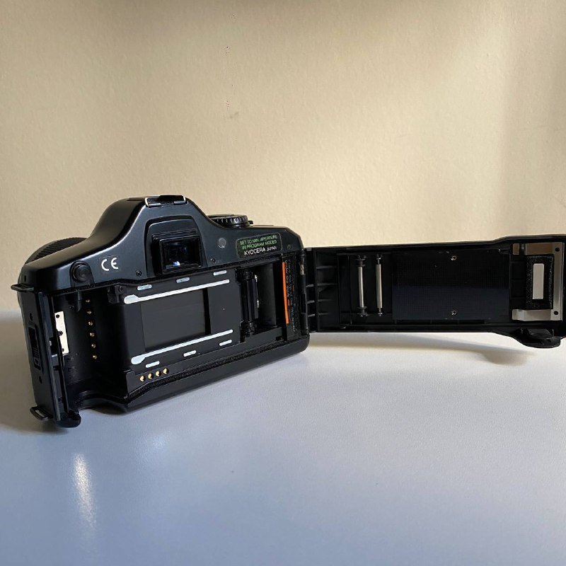 Плёночный зеркальный фотоаппарат Yashica 109MP с объективом 5