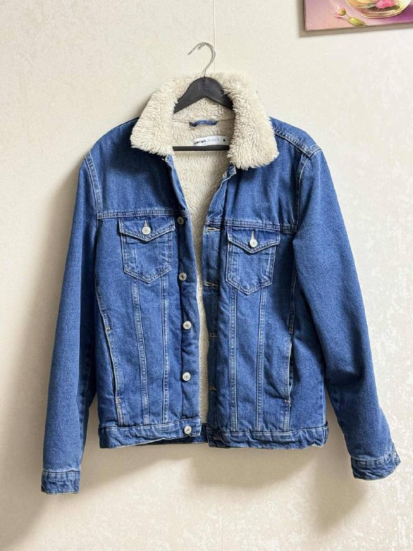 Шорты Adidas, джинсовая куртка, кофта Nike, куртка Bershka, джинсы 6