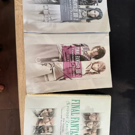 Книги на английском, Final Fantasy VII, Traces of Two Pasts, Final Fantasy XIII, Granblue Fantasy